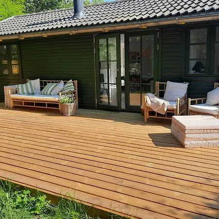 Strandnaer Sommerhygge Ved Saltbaek Dom wakacyjny *